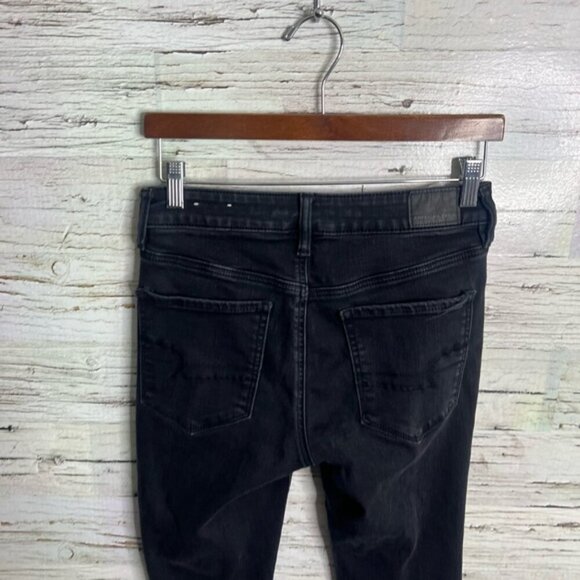 American Eagle Outfitters High Rise Jeggings Black Jeans 6 short distressed - Picture 8 of 9